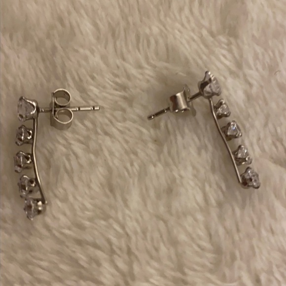 5-stud earrings - Picture 3 of 4